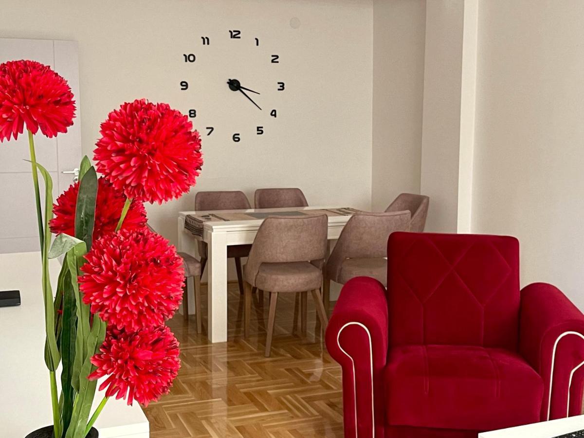 City Apartmani Ni Exterior foto